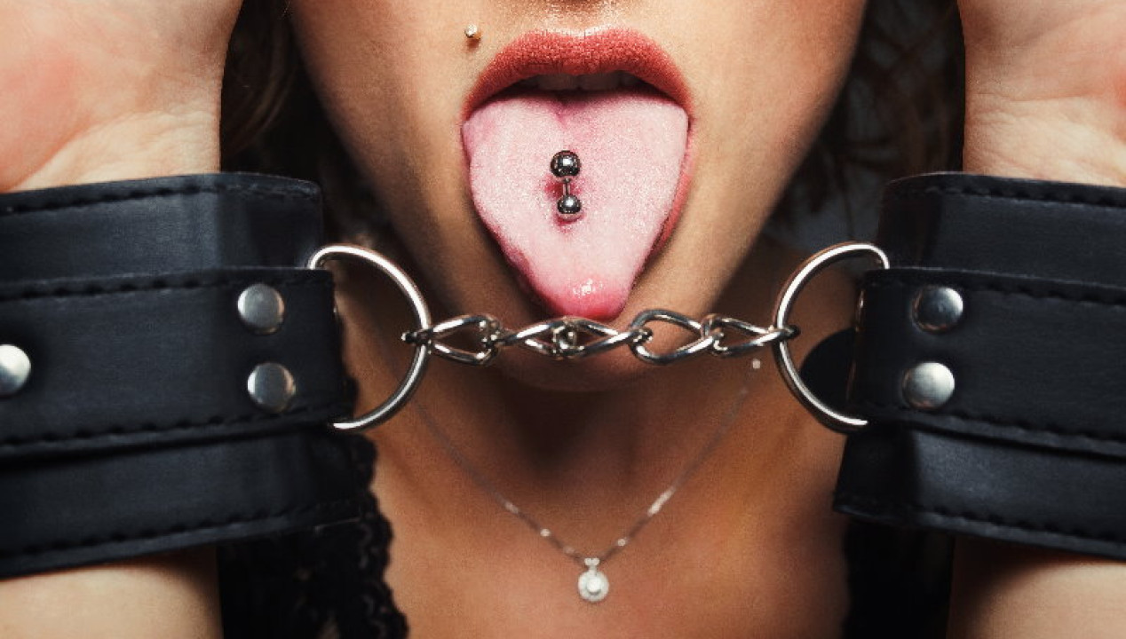 Wem gehörst du? Körperschmuck zur Markierung von Bottoms, Artikelbild