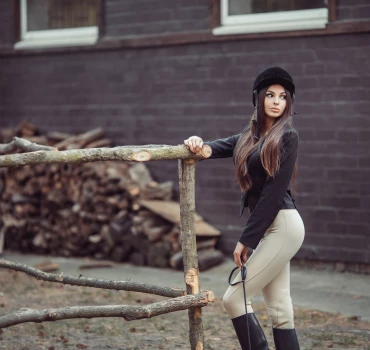 Die geile Dreilochstute geht bei der Triple Penetration durch 2, Artikelbild