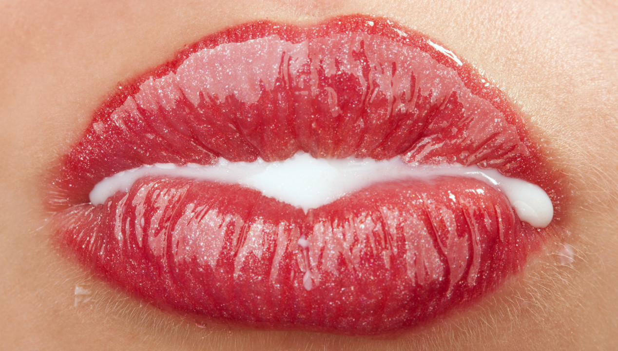 rote Lippen bekommen vor dem Sperma schlucken Cum Eating Instructions (CEI)